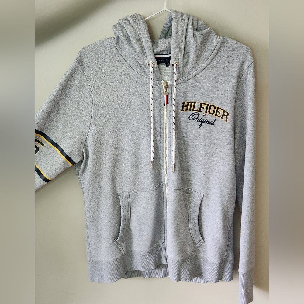 Tommy Hilfiger Gray Zip-Up Sweater